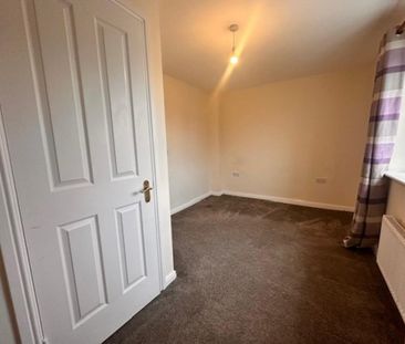 3 bedroom townhouse to rent - Photo 2