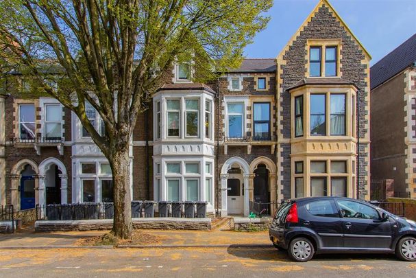 2 bedroom flat to rent - Photo 1