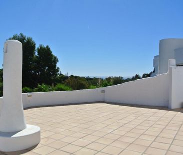 Middle Floor Apartment in The Golden Mile - Photo 3