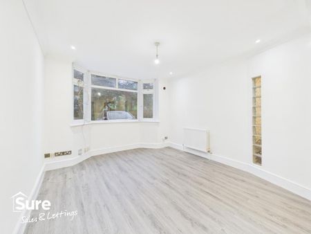 3 bedroom semi-detached house to rent - Photo 4