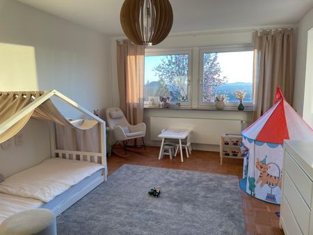 Attraktive 3,5 bis 4-Zimmer-Wohnung mit Garten in Aussichtslage - Foto 3