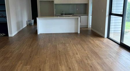 A Must View! - Photo 2