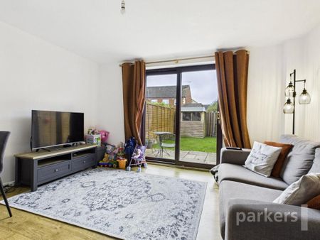 2 bedroom terraced house to rent - Photo 2