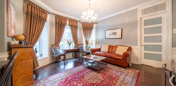 Fully furnished 1 Bedroom in the King Edward Hotel - Photo 2