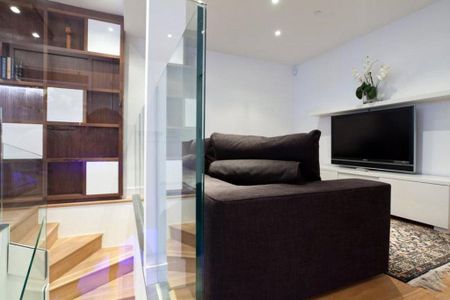 3 bedroom flat to rent - Photo 3