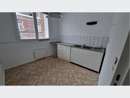 Appartement à Louer à LILLE 695 € - Photo 4