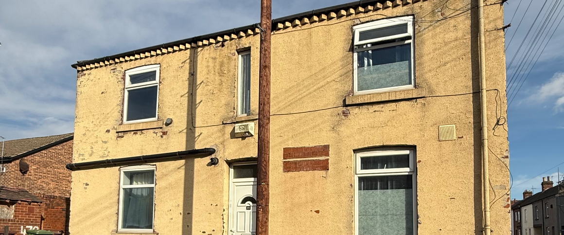 Henry Street Room 2 - Photo 1