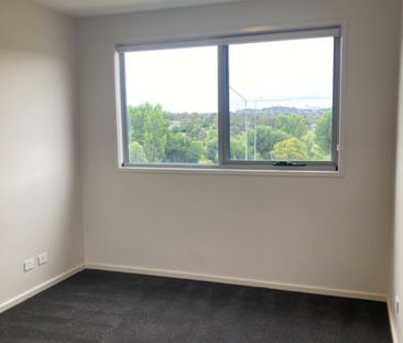 Top floor unit - Photo 1