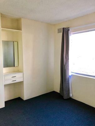 Two bedroom renovated unit perfectly positioned in sought after North Tamworth - Photo 1
