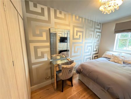 4 bed End Terrace House for rent - Photo 5