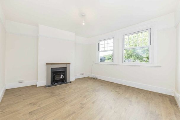 Adelaide Avenue, Ladywell, SE4 - Photo 1