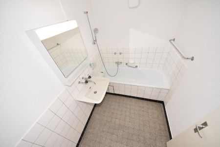 Helle 3-Zimmer-Wohnung in zentraler Lage in Basel - Photo 2