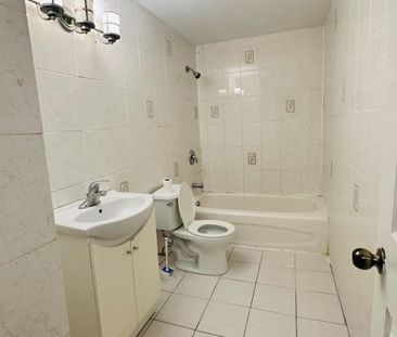 For Lease - 1605 Albion Road Unit# 287 (Lower Unit), Toronto, Ontario - Photo 3