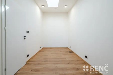 Pronájem novostavby bytu 2+kk, 52 m - Fotografie 2