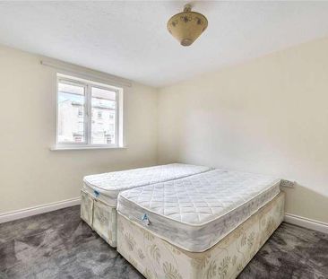 Queens Road, Reading, Berkshire, RG1 - Photo 2