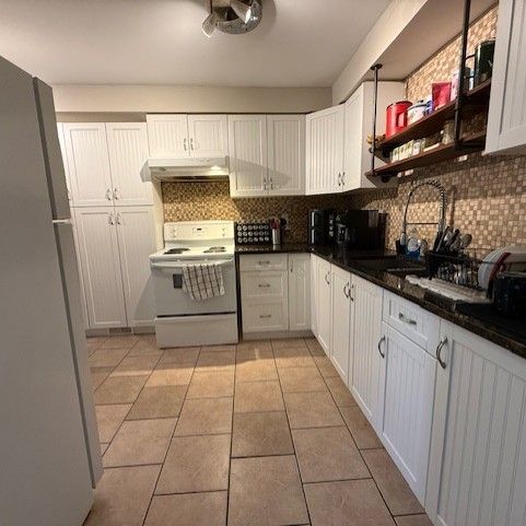 For Lease - 45 Potter Crescent, New Tecumseth, Ontario - Photo 1