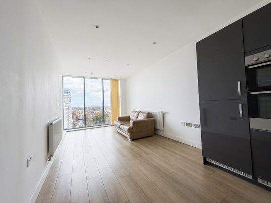 Sutton Court Road, Sutton - Photo 1