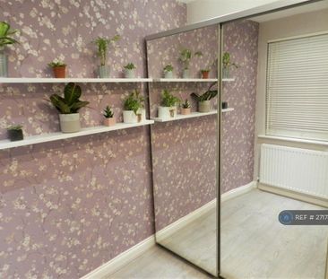 2 bedroom maisonette to rent - Photo 4