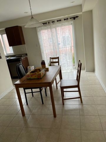 For Lease - 32 Etienne Street, Toronto, Ontario - Photo 4