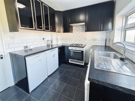 2 bedroom property to rent - Photo 4