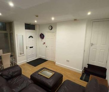 Woodside Place, Burley, Leeds, LS4 - Photo 3