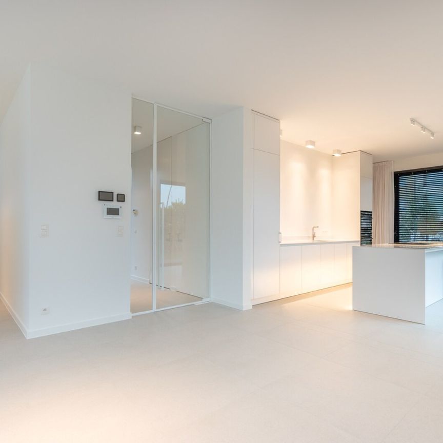 Moderne nieuwbouwvilla in de Meerlaan, nabij het centrum en het Scharpoord - Foto 1