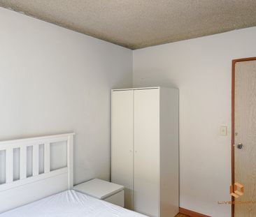 Strathfield - Photo 6