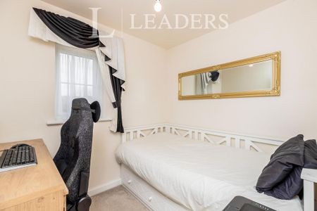 2 bedroom terraced house to rent - Photo 2