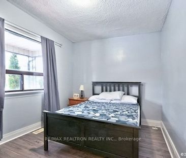 For Lease - 468 Northcliffe Boulevard, Toronto, Ontario - Photo 3