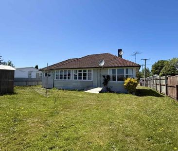 3 Bedroom House in Masterton - Photo 4
