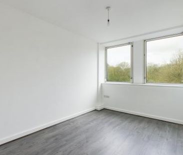 Castleview, Runcorn, WA7 - Photo 2