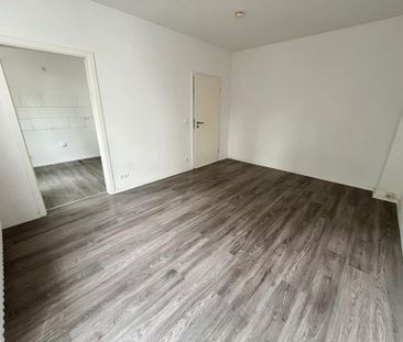 Schöne 2-Zimmer-Wohnung mit Balkon und modernem Bad! - Photo 1