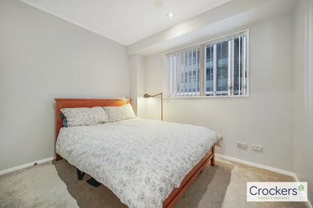 Fully furnished two-bedroom apartment in the sought-after Volt Apartments - Photo 3