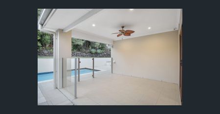 Modern and spacious family home in prime location available for rent - Photo 4