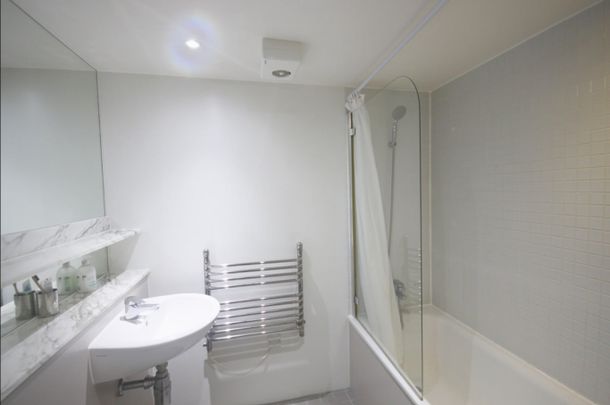 2 Bed Flat, Colorado Building, SE13 - Photo 1