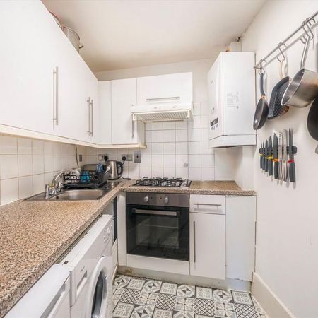 1 bedroom flat to rent - Photo 4