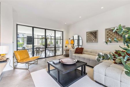 Brand new four-bedroom fully furnished luxury home - Photo 3