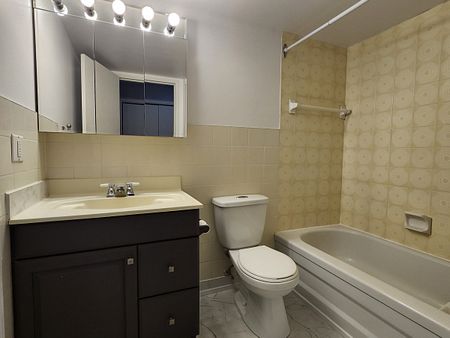 1550 Avenue Panama, #307 - Photo 5