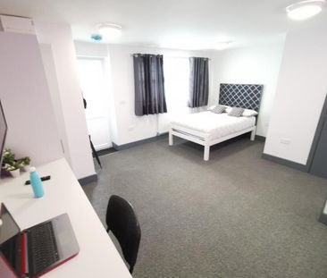 1 bedroom private hall to rent - Photo 1