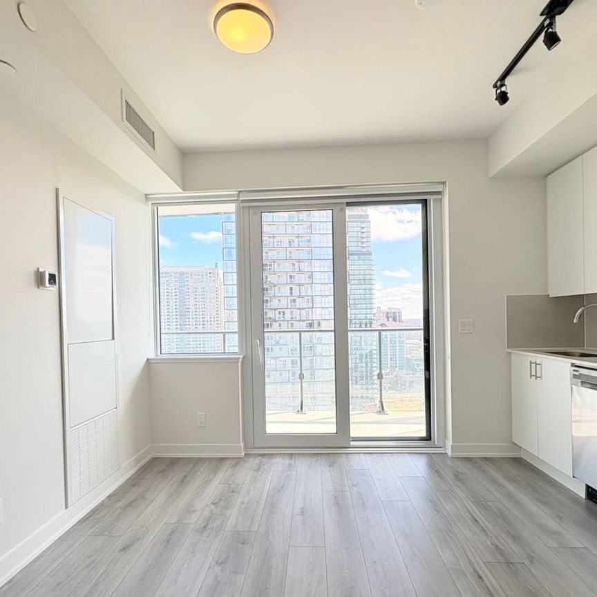 For Lease - 15 Ellerslie Avenue Unit# 2103, Toronto, Ontario - Photo 1