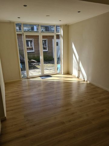 Te huur: Appartement Bestevâerstraat in Amsterdam - Foto 3