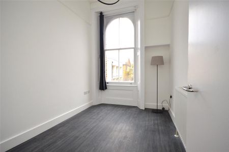 3 bedroom apartment to rent - Photo 2
