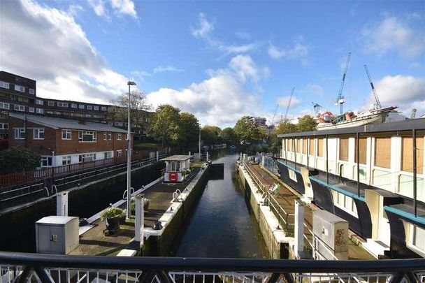 Otho Court, Brentford Dock, TW8 - Photo 1