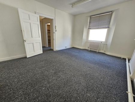 Apartment to rent - Photo 2