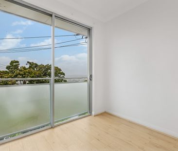 8/5 Beacon Hill Road, Beacon Hill NSW 2100 - Apartment For Rent | D... - Photo 2