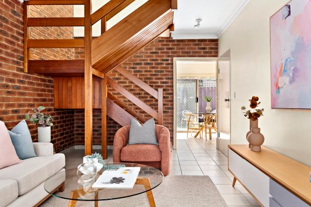 3/139-141 Weston Street, Brunswick VIC 3056 - Townhouse For Rent | Domain - Photo 1