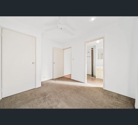4 Bushlark Rise, Canning Vale, WA 6155 - Photo 1