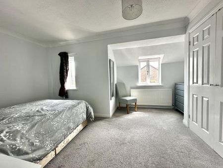 3 bedroom terraced house to rent - Photo 3