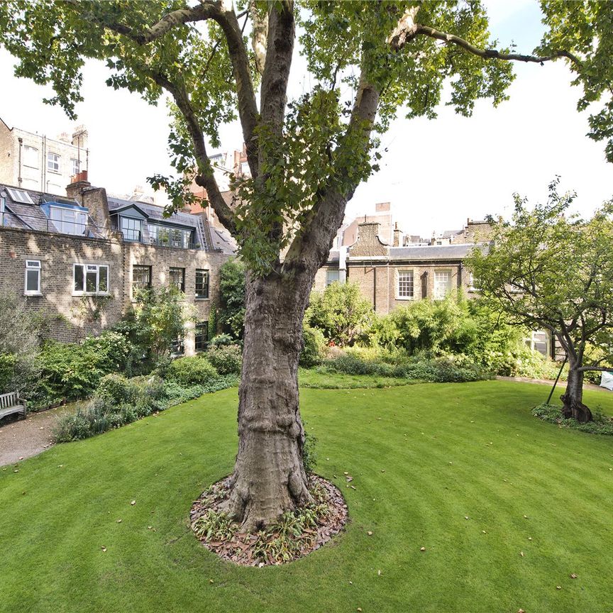 Egerton Place, Chelsea, SW3, London - Photo 1