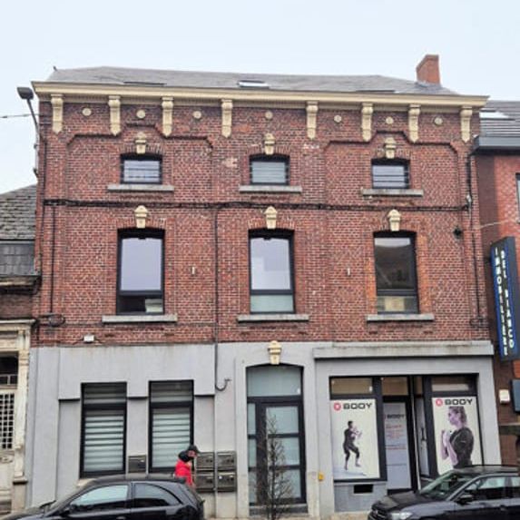 Appartement te huur - Photo 1